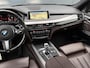 BMW X5 xDrive40d High Executive M-Pakket - Digitaal Dashboard - Leder Dashboard - Harman/Kardon - Trekhaak