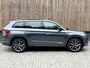 Skoda Kodiaq 1.5 TSI Sportline Automaat | Panoramadak | Trekhaak uitklapbaar | Navigatiesysteem | Stoelverwarming voor en achter | Stuurverwarming | Getint glas | Cruise control adaptief| Achteruitrijcamera | Parkeersensoren voor en achter