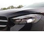 Mercedes-Benz B-klasse 180 AMG-Line Sport velgen 18" - Wegklapbare trekhaak - Widescreen - Camera - Dealeronderhouden - Half leder