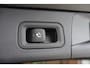Mercedes-Benz B-klasse 180 AMG-Line Sport velgen 18" - Wegklapbare trekhaak - Widescreen - Camera - Dealeronderhouden - Half leder