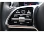 Mercedes-Benz B-klasse 180 AMG-Line Sport velgen 18" - Wegklapbare trekhaak - Widescreen - Camera - Dealeronderhouden - Half leder
