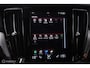 Volvo V60 2.0 T6 Recharge AWD R-Design 340 pk | Harman kardon | Adaptive | Stoel + stuurwiel verwarming | Trekhaak | DAB | LED | Memory |