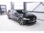 Volvo V60 2.0 T6 Recharge AWD R-Design 340 pk | Harman kardon | Adaptive | Stoel + stuurwiel verwarming | Trekhaak | DAB | LED | Memory |