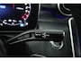 Mercedes-Benz C-klasse Estate 300 e AMG Line (PANORAMADAK, TREKHAAK, SFEERVERLICHTING, STOELVERMING, ACHTERUITRIJCAMERA, NAVI)