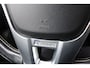 Volvo V40 1.6 T2 120PK R-Design Navigatie/Trekhaak/Parkeerhulp/Half-leder