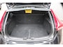 Volvo V40 1.6 T2 120PK R-Design Navigatie/Trekhaak/Parkeerhulp/Half-leder