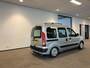 Renault Kangoo Rolstoelauto Automaat incl. draaistoel (airco)
