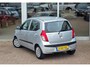 Hyundai i10 1.25i i-Catcher Airco Hier en daar een beschadiging