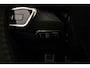 Audi RS6 Avant 600PK | Pano | 305km\h | Keramisch | Alcantara | B&O | Head Up | 360Cam | Dynamic + | Standkachel | Carbon | 22 inch | Akoestische Glas | RS Sportuitlaat | Servo | RS Gordels | Sebringzwart kristaleffect |