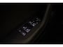 Audi RS6 Avant 600PK | Pano | 305km\h | Keramisch | Alcantara | B&O | Head Up | 360Cam | Dynamic + | Standkachel | Carbon | 22 inch | Akoestische Glas | RS Sportuitlaat | Servo | RS Gordels | Sebringzwart kristaleffect |