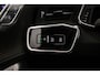 Audi RS6 Avant 600PK | Pano | 305km\h | Keramisch | Alcantara | B&O | Head Up | 360Cam | Dynamic + | Standkachel | Carbon | 22 inch | Akoestische Glas | RS Sportuitlaat | Servo | RS Gordels | Sebringzwart kristaleffect |