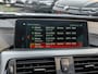 BMW 3-Serie Touring 318i High Executive M-Sport ORG NL PANO HARMAN KARDON HUD CAMERA ELEK TREKHAAK BOMVOL!!!