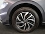 Volkswagen Polo 1.0 TSI Life 95pk | verlengde garantie | Navigatie | parkeersensoren | stoelverwarming