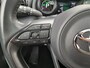 Toyota Yaris 1.5 Hybrid Executive 4-SEIZOENSBANDEN PARKEERCAMERA PANORAMADAK LEDEREN BEKLEDING