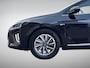 Hyundai Ioniq Premium EV 38 kWh SoH 96% | Navigatie | Camera | Adapt. Cruise Control | Stuur- + Stoelverwarming | Geheugenstoel | Stoelventilatie | Rijklaarprijs!
