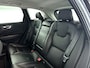 Volvo XC60 B4 Business Pro | Stoel- en Stuurverwarming | Parkeercamera | Trekhaak