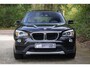 BMW X1 sDrive20i Executive Aut | Xenon | Navi | Pano | Clima | Cruise | Afn trekhaak | Stoelverwarming | etc.
