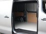 Citroën Jumpy 2.0 180 pk Automaat Long | BPM VRIJ!! | Navigatie | Camera | Vloerplaat | 3-zits | AppleCarPlay/AndroidAuto |