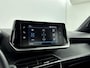 Peugeot 2008 SUV 100 pk Active Pack | 1ste eigenaar | Navigatie | Climate | Parkeersensoren | Cruise Control