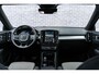 Volvo XC40 2.0 B4 Plus Dark | Trekhaak | Google | Dodehoekdetectie | Adaptieve Cruise Control | Stoel + stuurverwarming | 19" LM | Verwarmbare voorruit |