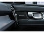 Volvo XC40 2.0 B4 Plus Dark | Trekhaak | Google | Dodehoekdetectie | Adaptieve Cruise Control | Stoel + stuurverwarming | 19" LM | Verwarmbare voorruit |