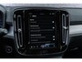 Volvo XC40 2.0 B4 Plus Dark | Trekhaak | Google | Dodehoekdetectie | Adaptieve Cruise Control | Stoel + stuurverwarming | 19" LM | Verwarmbare voorruit |