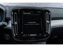 Volvo XC40 2.0 B4 Plus Dark | Trekhaak | Google | Dodehoekdetectie | Adaptieve Cruise Control | Stoel + stuurverwarming | 19" LM | Verwarmbare voorruit |