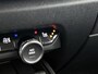 Citroën E-C4 EV Feel Pack 50 kWh 136pk | Navigatie | Achteruitrijcamera | Climate Control | Cruise Control | Parkeersensoren | Winterpakket | Led koplampen | Apple Carplay / Android Auto | Bluetooth | DAB+ radio | Armsteun | Elektrisch inklapbare spiegels | Comfortstoelen | Afwijkende dakkleur | 18" lichtmetalen velgen |