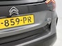 Citroën E-C4 EV Feel Pack 50 kWh 136pk | Navigatie | Achteruitrijcamera | Climate Control | Cruise Control | Parkeersensoren | Winterpakket | Led koplampen | Apple Carplay / Android Auto | Bluetooth | DAB+ radio | Armsteun | Elektrisch inklapbare spiegels | Comfortstoelen | Afwijkende dakkleur | 18" lichtmetalen velgen |
