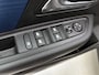Citroën E-C4 EV Feel Pack 50 kWh 136pk | Navigatie | Achteruitrijcamera | Climate Control | Cruise Control | Parkeersensoren | Winterpakket | Led koplampen | Apple Carplay / Android Auto | Bluetooth | DAB+ radio | Armsteun | Elektrisch inklapbare spiegels | Comfortstoelen | Afwijkende dakkleur | 18" lichtmetalen velgen |