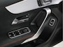 Mercedes-Benz A-klasse 200 AMG Sport [SFEER, SCHUIFKANTELDAK, CAMERA, PDC 360, MEMORY SEATS, STOELVERWARMING, CRUISE CONTROL, FLIPPERS, NAVIGATIE, NIEUWSTAAT]