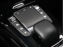 Mercedes-Benz A-klasse 200 AMG Sport [SFEER, SCHUIFKANTELDAK, CAMERA, PDC 360, MEMORY SEATS, STOELVERWARMING, CRUISE CONTROL, FLIPPERS, NAVIGATIE, NIEUWSTAAT]