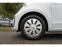Volkswagen Up! 1.0 60PK Up! Executive Parkeercamera Climatronic