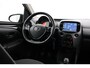 Toyota Aygo 1.0 VVT-i x-first | Elektrisch vouwdak | Apple Carplay / Android Auto | Airco | Camera | 15 inch lichtmetalen velgen | Privacy glas | DAB | Bluetooth