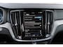 Volvo V60 2.0 T6 Plug-in hybrid AWD Essential Bright | Trekhaak | Stoel- / Stuurverwarming | Adaptive Cruise Control | Parkeercamera | Google | Carplay | Volvo On Call |