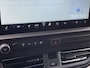 Ford Transit Custom 320 2.5 PHEV L2H1 Limited DC 233pk | Zuid | Dubbele Cabine | Dubbele zijschuifdeur | 12-weg verstel- en verwarmbare AGR Stoelen | Inklapbare trekhaak | 17 inch lichtmetalen velgen | Driver Assistance Pack Premium  | Verwarmbaar stuurwiel | Bekleding zijwand en achterdeuren (volledig)  | PRIJS EX. BTW INCL. BPM