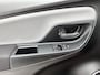 Toyota Yaris 1.5 Hybrid Trend Bi-Tone | Navigatie | Lijndetectie | Cruise Control