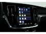 Volvo V60 2.0 T6 Plug-in hybrid AWD Plus Dark | Head-up | 360 camera | H&K Audio | Stoel + stuurverwarming |