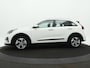 Kia Niro EV e-Niro DynamicLine 39.2kWh - SOH 97,2% - Automaat - Apple CarPlay/Android Auto - Achteruitrijcamera - Cruise Control - Navigatie - Climate Control - Fabrieksgarantie tot 05-2028
