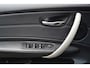 BMW 1-Serie Cabrio 118i Executive Leder Stoelverw Clima Cruise Elektrische Ramen en Spiegels 2x PDC LMV Trekh ENZ.