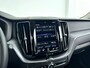 Volvo XC60 B5 Momentum Exclusive | Panoramadak | Head-up Display | 360° camera | Harman Kardon | Stoel- en Stuurverwarming | Trekhaak