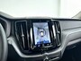 Volvo XC60 B5 Momentum Exclusive | Panoramadak | Head-up Display | 360° camera | Harman Kardon | Stoel- en Stuurverwarming | Trekhaak