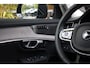 Volvo XC90 2.0 T8 Plug-in Hybrid Ultra Dark | Trekhaak | Luchtvering | 360 Camera | Panoramadak | Massage | Harman/Kardon | 22" Velgen
