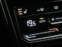 Volkswagen T-Roc 1.5TSI/150PK R-Line Blackstyle DSG · Camera · Navigatie · Apple/Android Car Play·  Massagefunctie · Garantie tot januari 2026