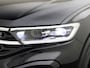 Volkswagen T-Roc 1.5TSI/150PK R-Line Blackstyle DSG · Camera · Navigatie · Apple/Android Car Play·  Massagefunctie · Garantie tot januari 2026
