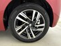 Peugeot 208 1.2 PureTech Allure | Automaat | Cruise control | Parkeersensoren achter | Apple CarPlay/Android auto |