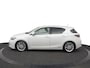 Lexus CT 200h Luxury Line | Mark Levinson | 17 Inch Lichtmetalen velgen | Elektrisch verstelbare voorstoel met geheugen