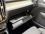Volvo XC40 1.5 T5 Recharge Business Pro | LED | Auto Pilot | Apple Carplay | Keyless | Camera | Stoel- en stuurverwarming