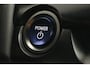 Lexus UX 250h Luxury Line | 18 Inch Lichtmetalen velgen | Elektrisch bedienbare achterklep | Stoelverwarming