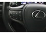 Lexus UX 250h Luxury Line | 18 Inch Lichtmetalen velgen | Elektrisch bedienbare achterklep | Stoelverwarming